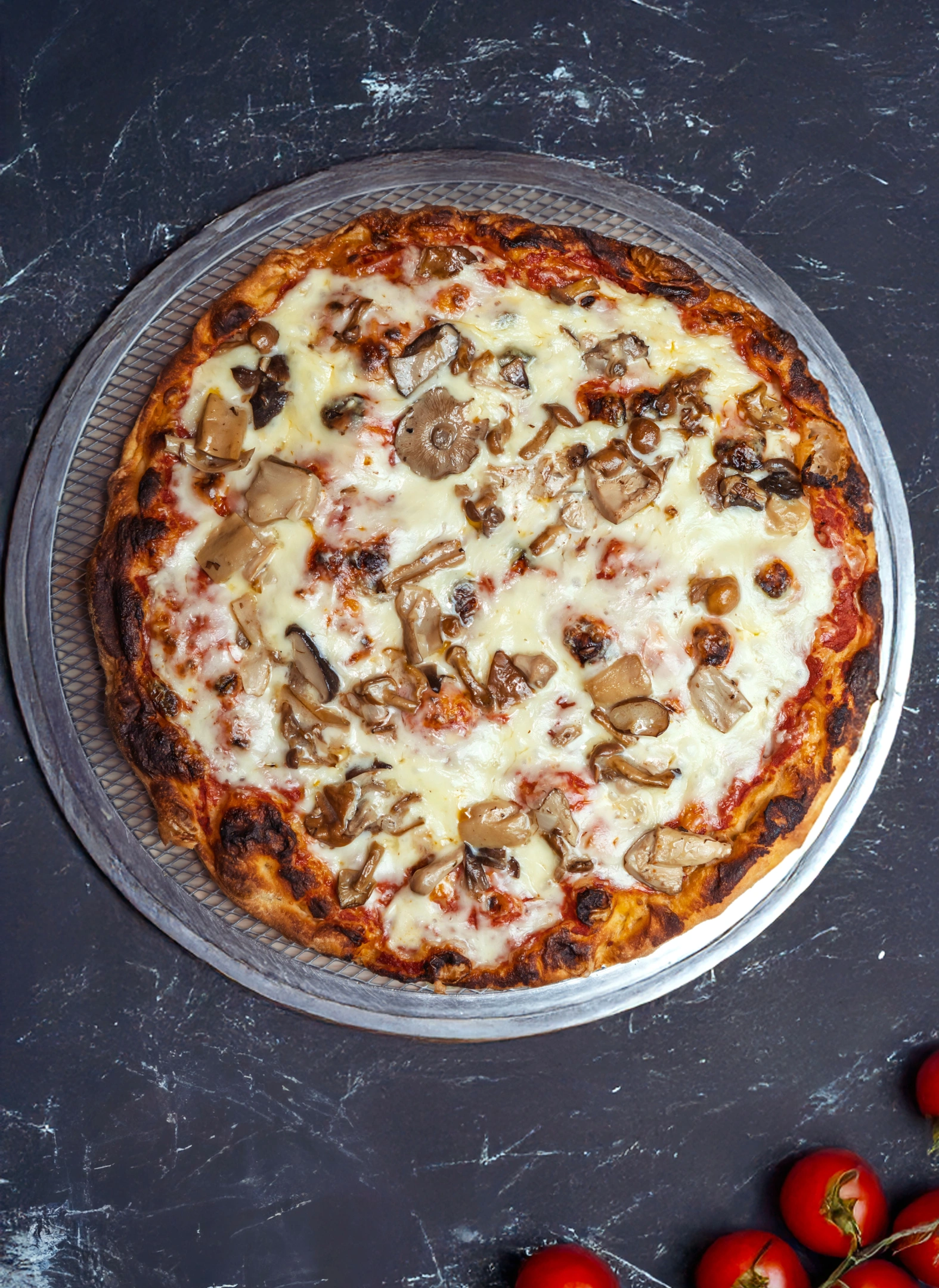 pandoro-nyc-italian-cafe-pastries-sandwiches-pizza-near-bryant-park-11