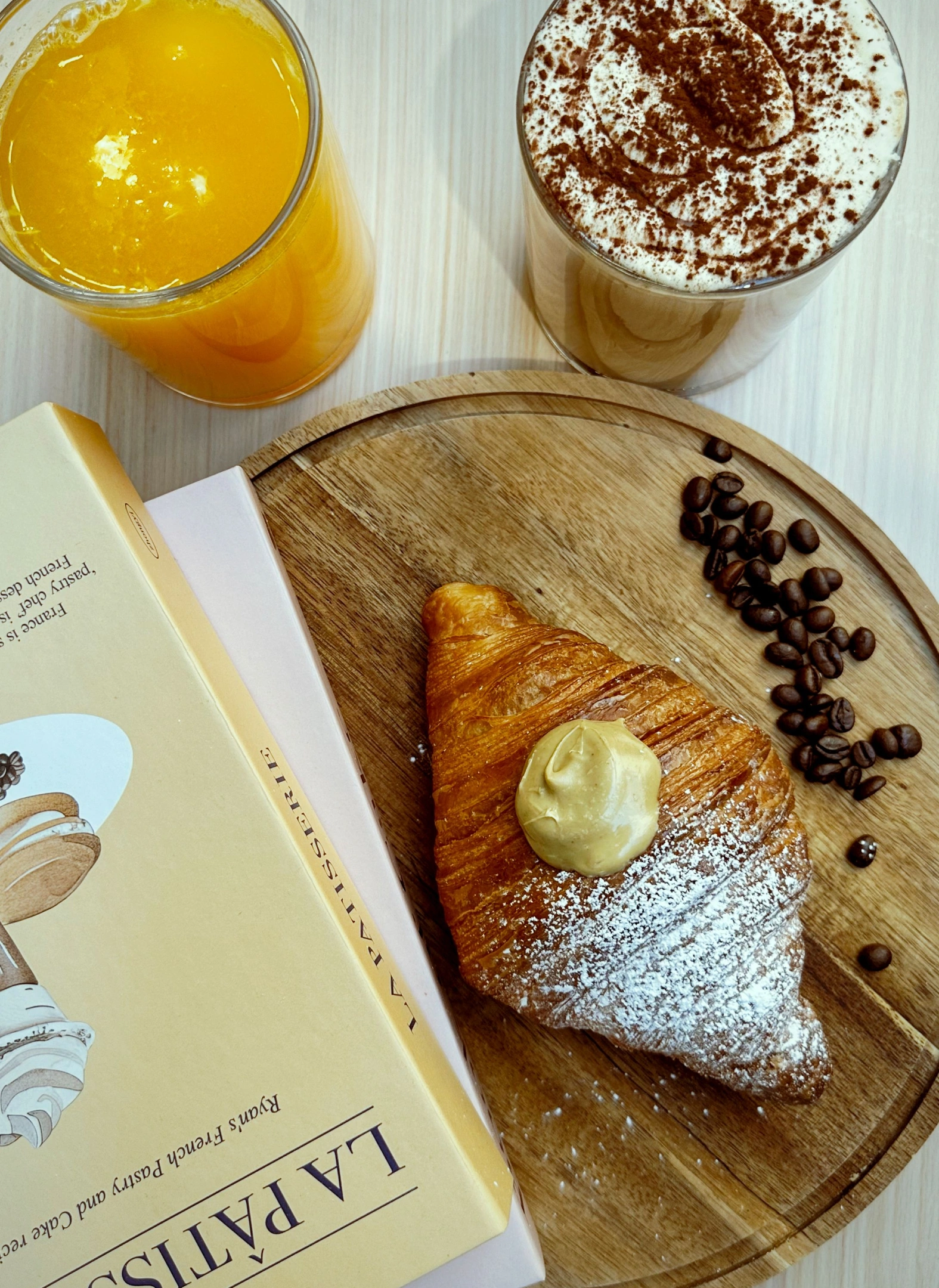 pandoro-nyc-italian-cafe-pastries-sandwiches-pizza-near-bryant-park-6